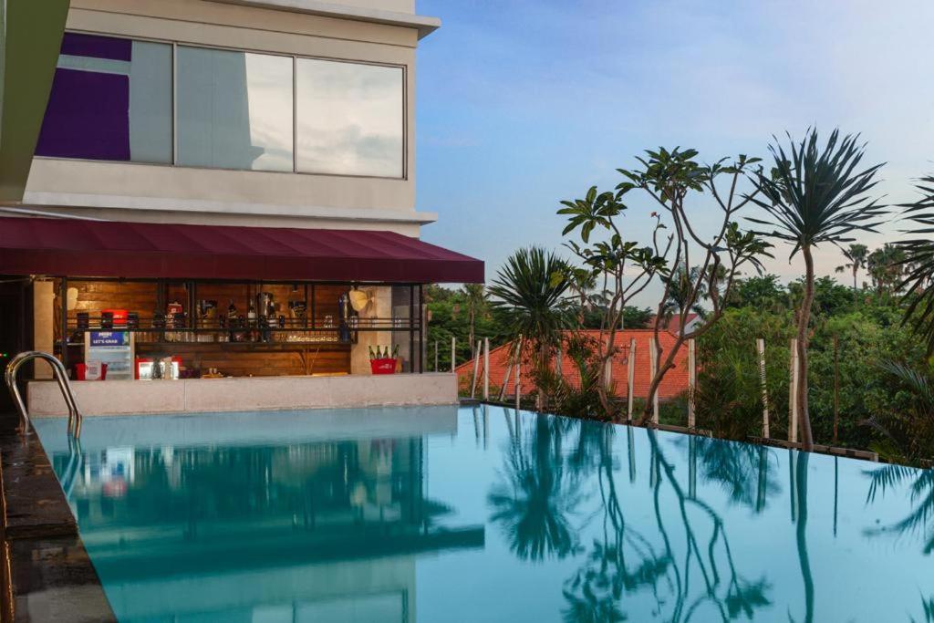 Quest Hotel Darmo - Surabaya By Aston Екстер'єр фото