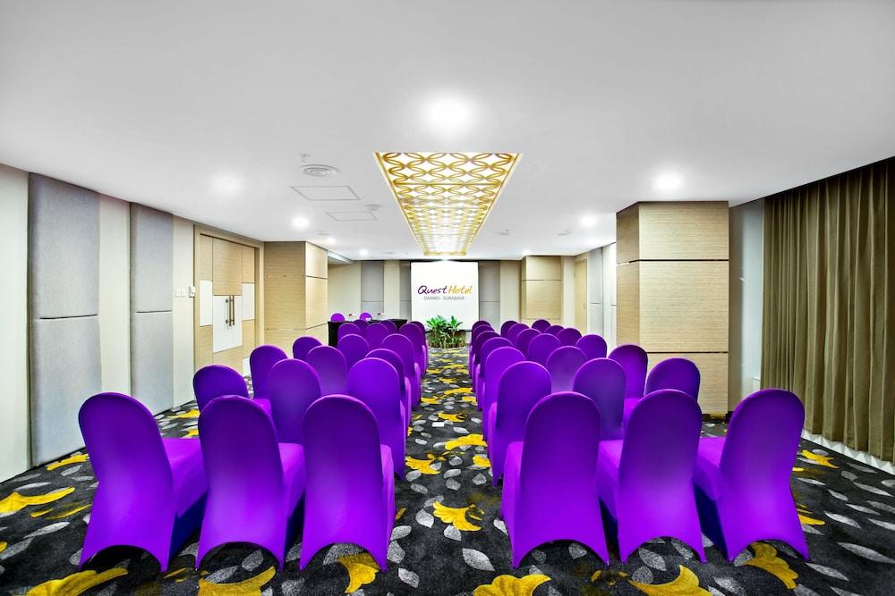Quest Hotel Darmo - Surabaya By Aston Екстер'єр фото