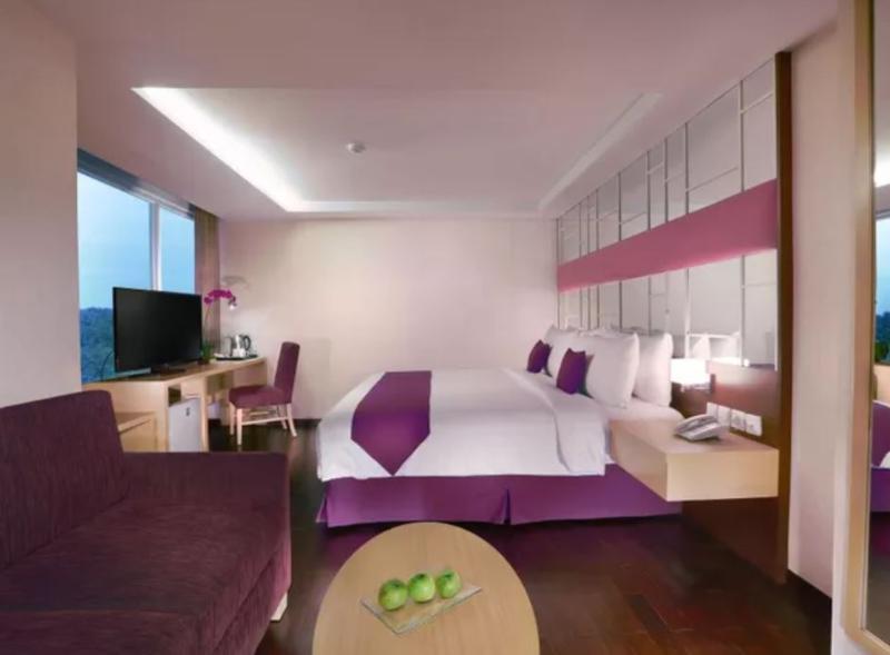 Quest Hotel Darmo - Surabaya By Aston Екстер'єр фото